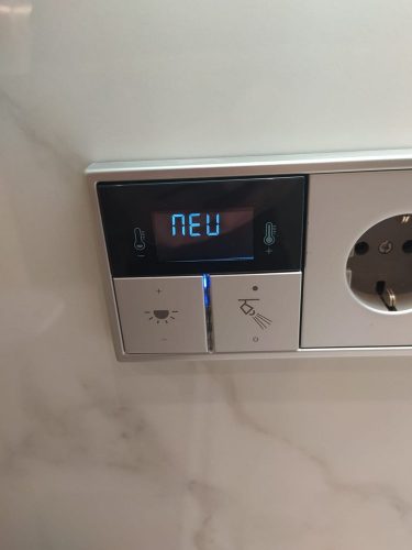 75d5e35e-5c65-4423-bb86-968ef925508e